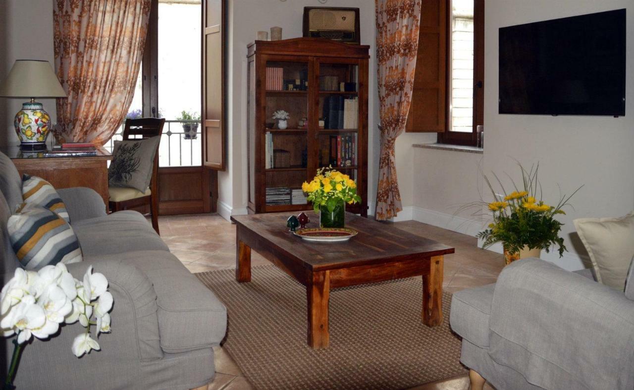 Donna Chiara Bed & Breakfast Nusco Екстериор снимка